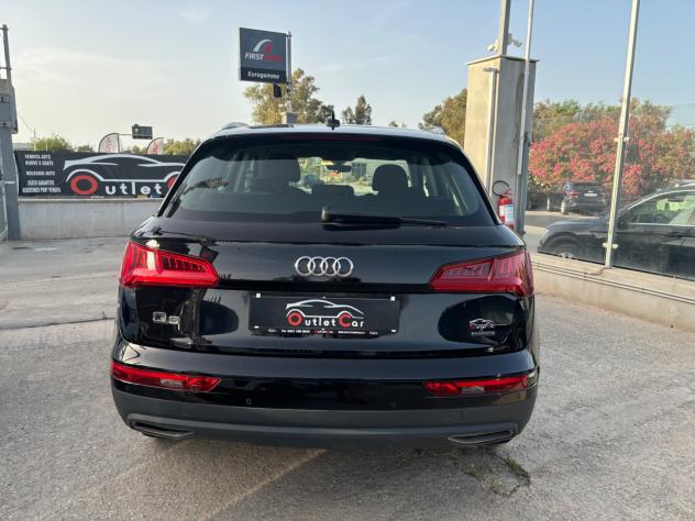 Audi Q5 35 TDI quattro S tronic Business - Foto 6