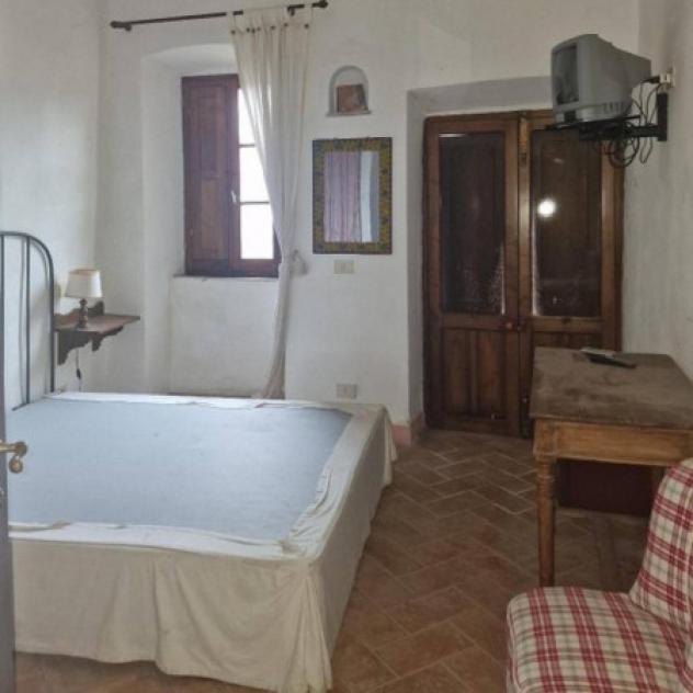 Immobile in asta di 470 m² con più di 5 locali in vendita a Sorano - Foto 5