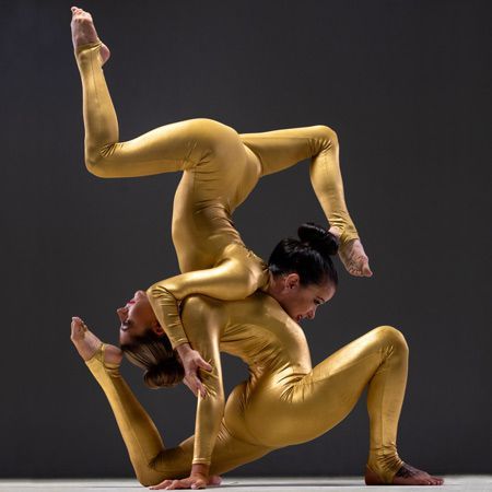 Acrobati Contorsionisti per feste