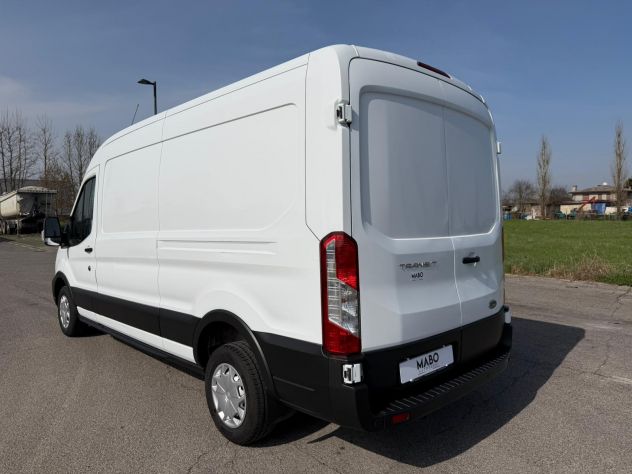 Ford Transit 2.0 Tdci L3H2 - 2022 - Foto 4