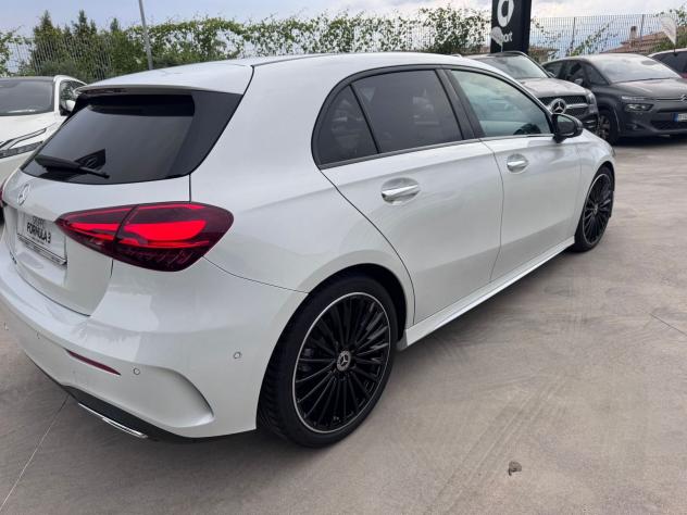 Mercedes-Benz Classe A A 180 d Automatic Premium Plus Night Edition - Foto 3