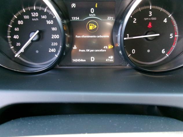 Land Rover Discovery Sport 2.0 TD4 150cv 4WD Pure - Foto 8