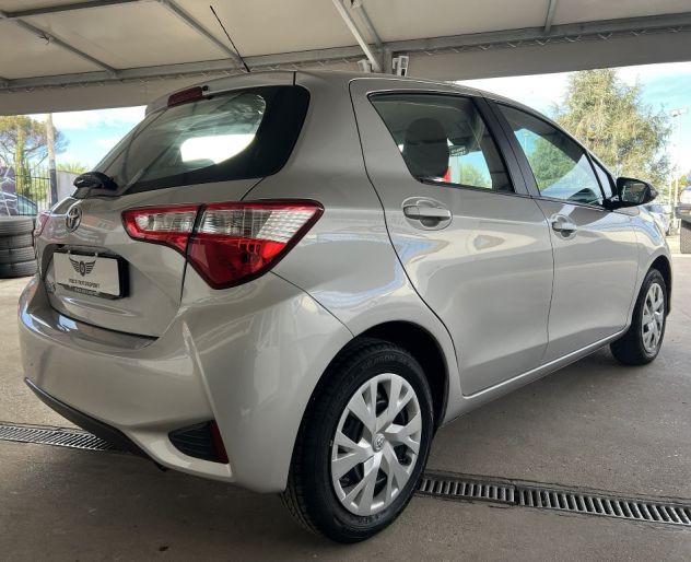Toyota Yaris 1.0 70 CV 14.000 KM *PREZZO REALE* - Foto 3