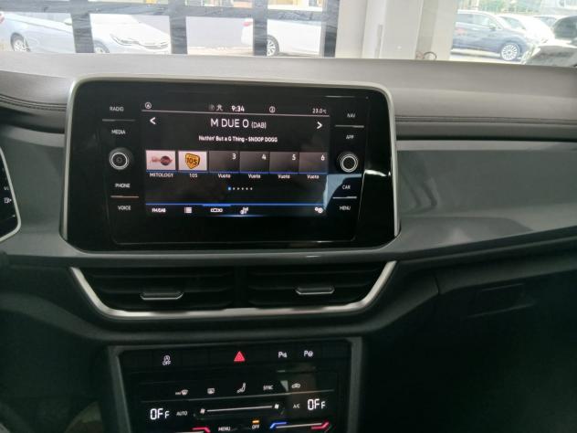 Volkswagen T-Roc 1.5 tsi Life - Foto 10