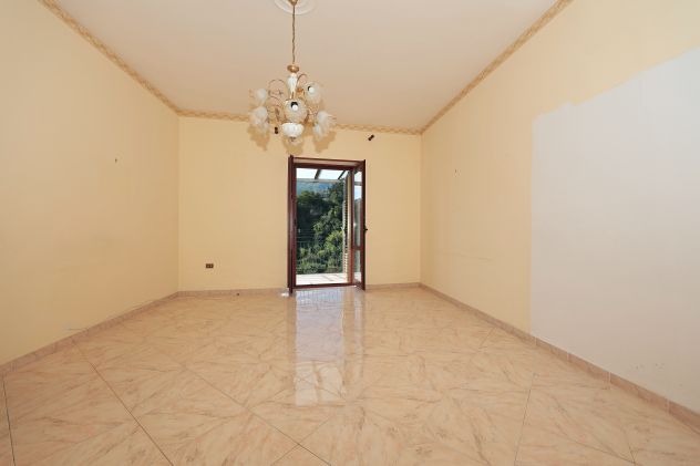 APPARTAMENTO IN ZONA CENTRALE - Foto 4