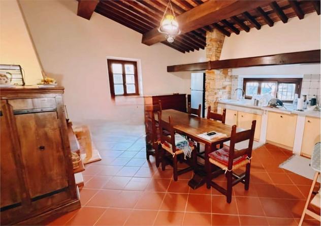 VBF PORC 16 - VILLA ANGOLARE DI GENEROSA METRATURA LIBERA SU TRE LATI CON GIARDINO E POSTI AUTO - Foto 10