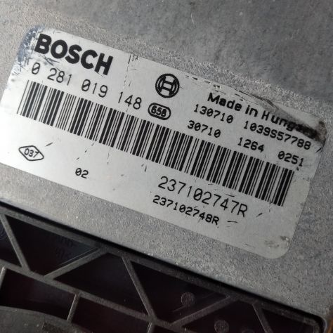 centralina motore Renault Clio IV DCI 1.5 BOSCH 0281019148 / 237102747R CENTRAL - Foto 6