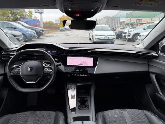 Peugeot 308 Berlina 1.5 130 S&S EAT8 Allure Pack - Foto 7