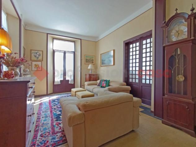 Villa di 450 m² con più di 5 locali e box auto doppio in vendita a Nebbiuno - Foto 11