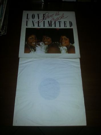 UNA COPERTINA E UNA CUSTODIA INTERNA COME NUOVE,ORIGINALI,33 GIRI:LOVE UNLIMITED - Foto 2