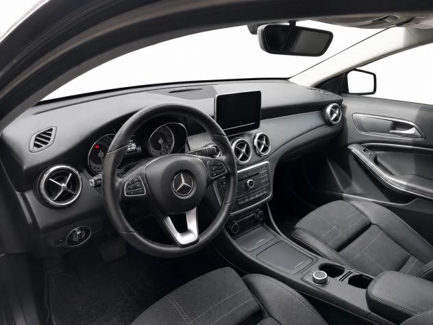 Mercedes-benz GLA 180 d Automatic Sport - Foto 5