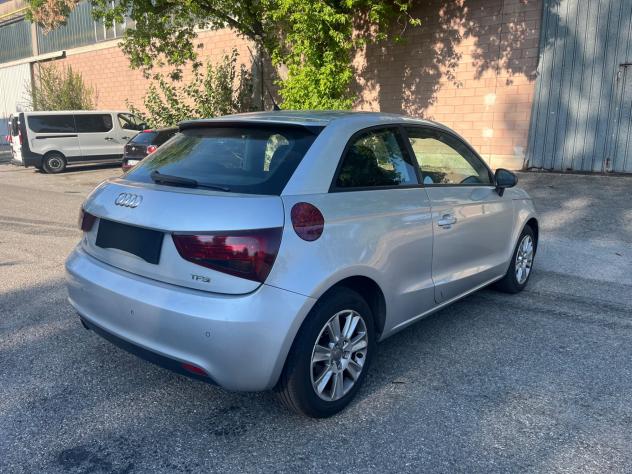 Audi A1 1.2 TFSI Attraction - Foto 8