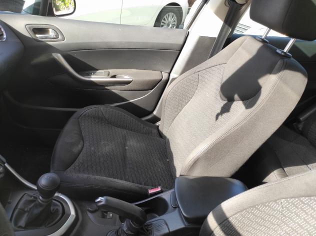 Peugeot 308 2011 1.6 HDI 110CV TETTO LEGA - Foto 10