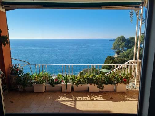 Ampia vista mare, appartamento con terrazzi vivibili, posto auto, accesso mare - Foto 3