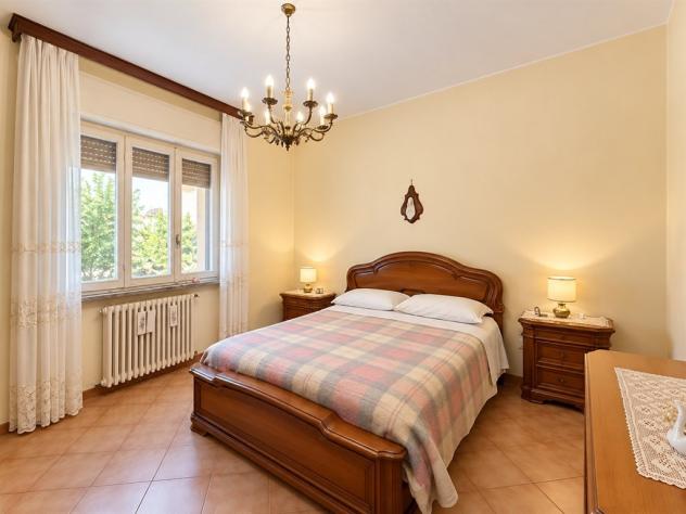 VILLA SINGOLA SU UN UNICO PIANO CON AREA ESTERNA PRIVATA - Foto 9