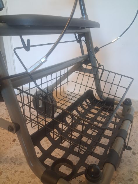 Rollator Deambulatore come nuovo - Foto 4