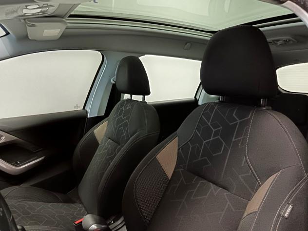 Peugeot 2008 1.2 BZ ALLURE - Foto 10