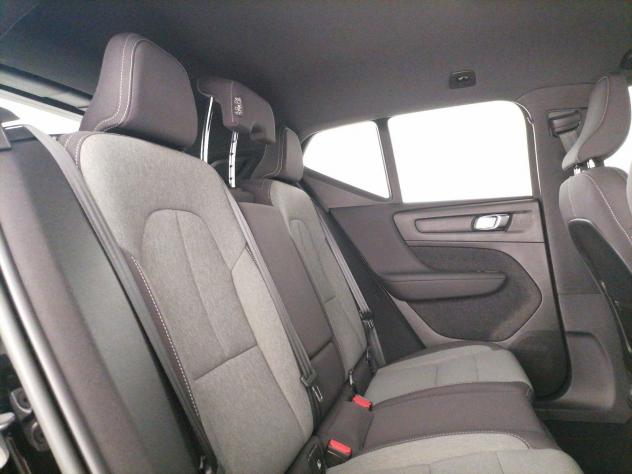 Volvo XC40 2.0 b3 Core auto - Foto 8