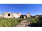 ANTICO CASALE CON CIRCA 46 ETTARI DI TERRENO