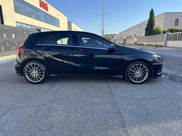 Mercedes-Benz Classe A A 180d Automatic Premium 109cv - Foto 7