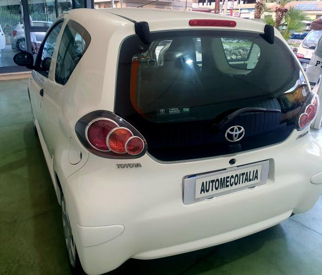 Toyota Aygo 1.0 BENZ. - 2014 - KM. 170 MILA!!! - Foto 8