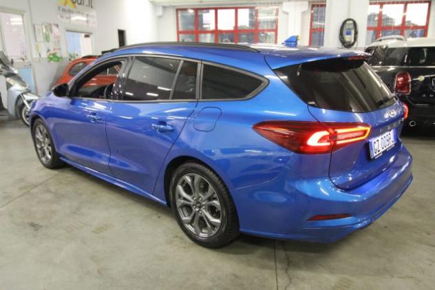 FORD Focus SW 1.0 EcoBoost Hybrid 155 CV Powershift ST-line rif. 24093627 - Foto 4