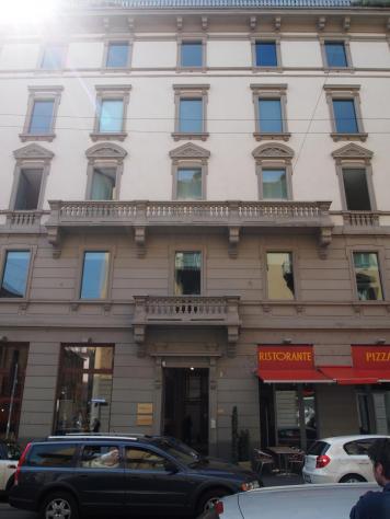 AMPIO BILOCALE RISTRUTTURATO - BRERA - Foto 17