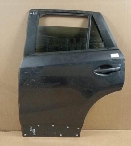 PORTA POST. SX GRIGIO MEDIO MET. C/A. e S 999-U1298206 Carrozzeria  Lamierati esterni  Porte  Porta post. sx. MAZDA - CX-5 - 01-03-2015 - 01-06-2017,