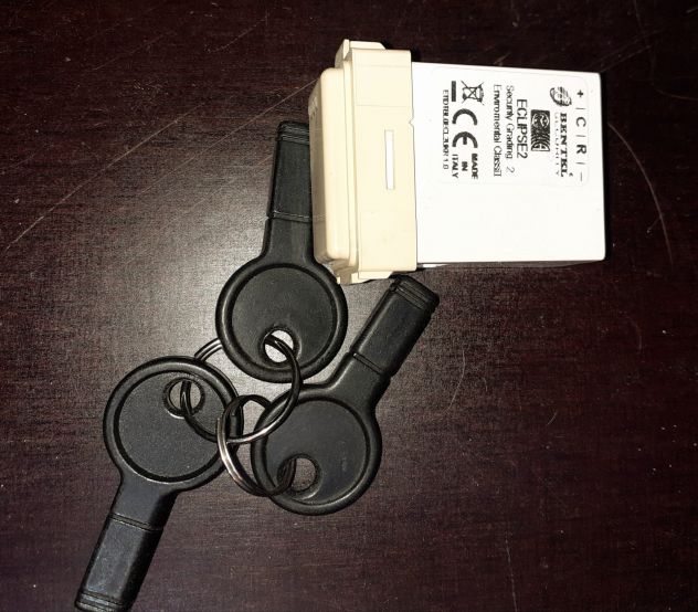 BENTEL ECLIPSE2 + 3 CHIAVI NERE CON FORO x PORTACHIAVI - Foto 2