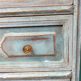 Cassettiera in legno antichizzata - Foto 4