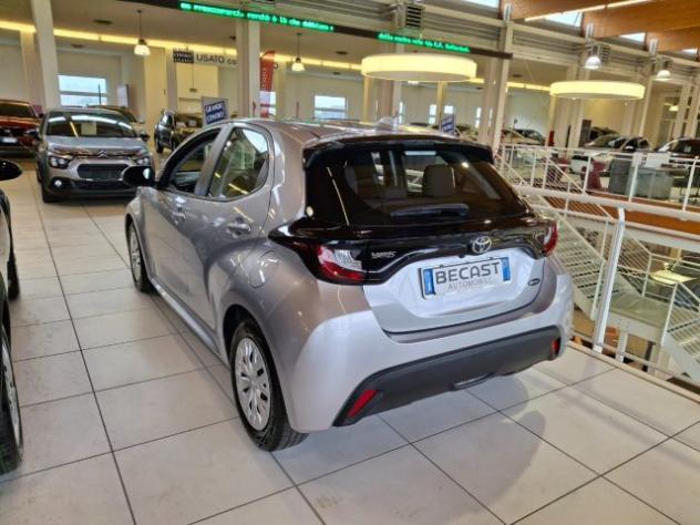 TOYOTA Yaris 1.5 Hybrid 5 porte Active - rif. 23996021 - Foto 5