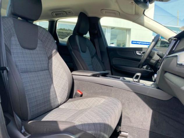 VOLVO XC60 B4 (d) automatico Essential rif. 23937136 - Foto 10