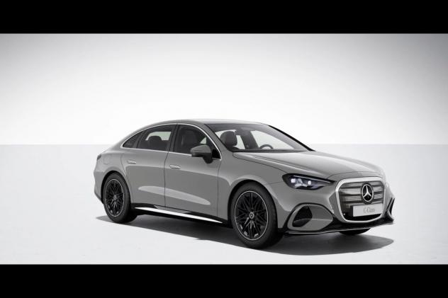 Mercedes-Benz Classe C Elettrica C 400 4MATIC con tecnologia EQ - Foto 5