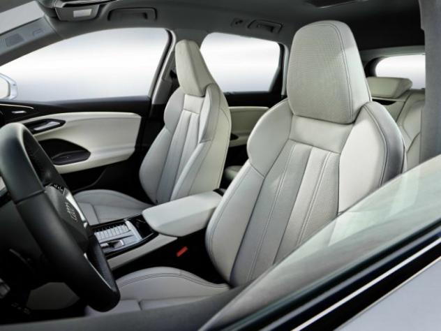 AUDI Q6 e-tron performance S line rif. 23759236 - Foto 8