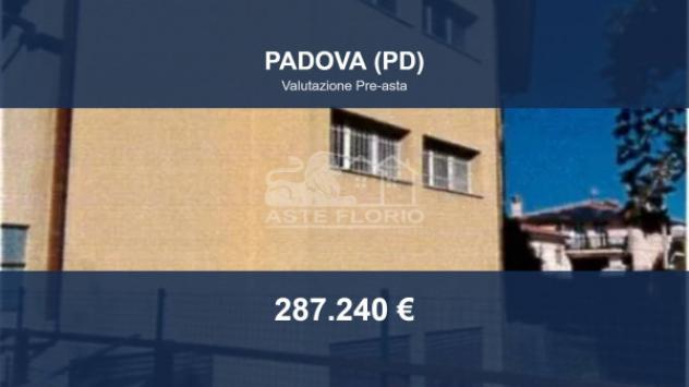 Immobile in asta di 1520 m² in vendita a Padova