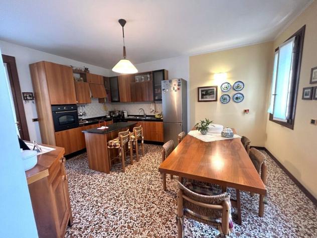 Bifamiliare in vendita a Noventa Vicentina