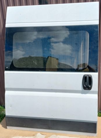 PORTA SPORTELLO LATERALE DESTRO VETRATA ALTO CITROEN JUMPER DAL 2006 IN PO