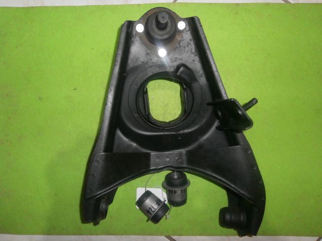 BRACCIO SOSPENSIONE ANTERIORE INFERIORE SINISTRO FIAT 124 SPORT SPIDER SPECIAL
