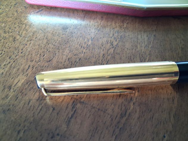 Aurora 98 Penna Stilografica Riserva Magica Nero e Oro laminato placato 22 Kt. - Foto 3