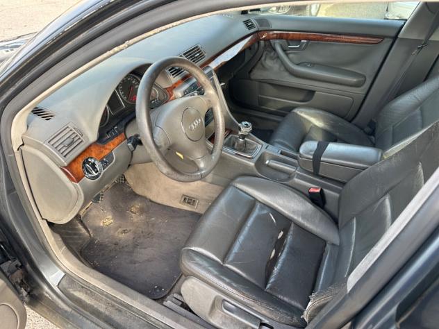 Audi A4 2.5 V6 TDI - Foto 8