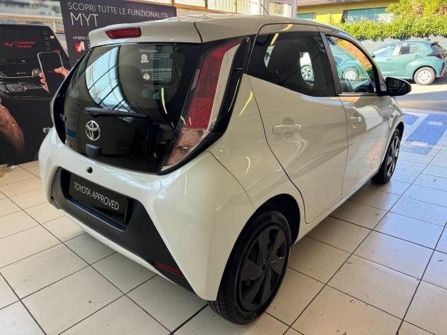 Toyota Aygo Aygo 5p 1.0 x-black tss - Foto 6