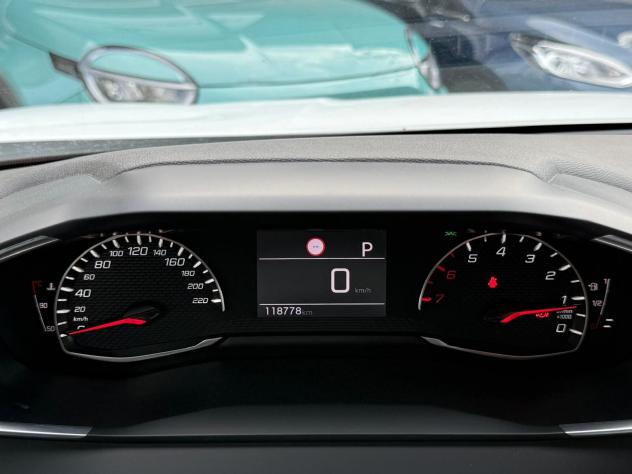 PEUGEOT 2008 2021 BlueHDi 130 S&S Allure Pack AUTOMATICO - Foto 7