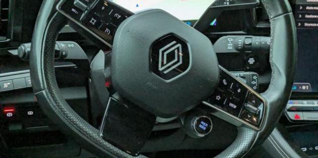 RENAULT Austral FULL HYBRID 1.2cc 200cv(130cv) rif. 23909858 - Foto 9