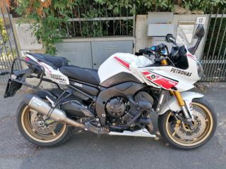 Yamaha Fazer 8 - Scivolata - Accessoriata