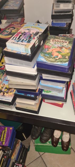 Più di 600 videocassette - Foto 6