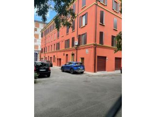 MODENA V. Del Gambero Trilocale Arredato