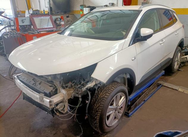 RICAMBI USATI AUTO OPEL Grandland Serie N.D. HN05 Benzina 1200 (17)