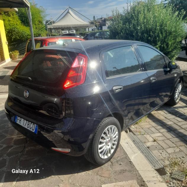 Fiat Punto 1.3 MJT II S&S 95 CV 5 porte Street - Foto 3
