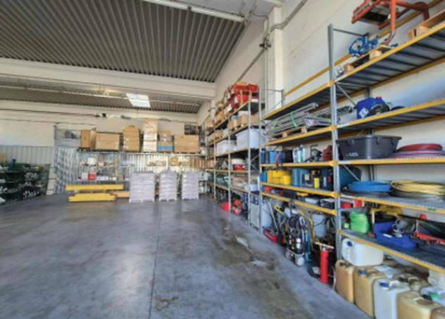 Immobile in asta di 500 m² con più di 5 locali in vendita a Cornuda - Foto 5