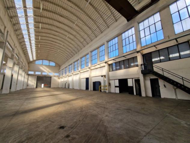 Immobile di 3215 m² con più di 5 locali in affitto a Settimo Milanese - Foto 15